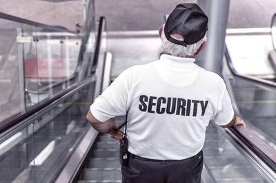 Welche Sicherheitsstandards gelten 2025 für moderne Bauprojekte?