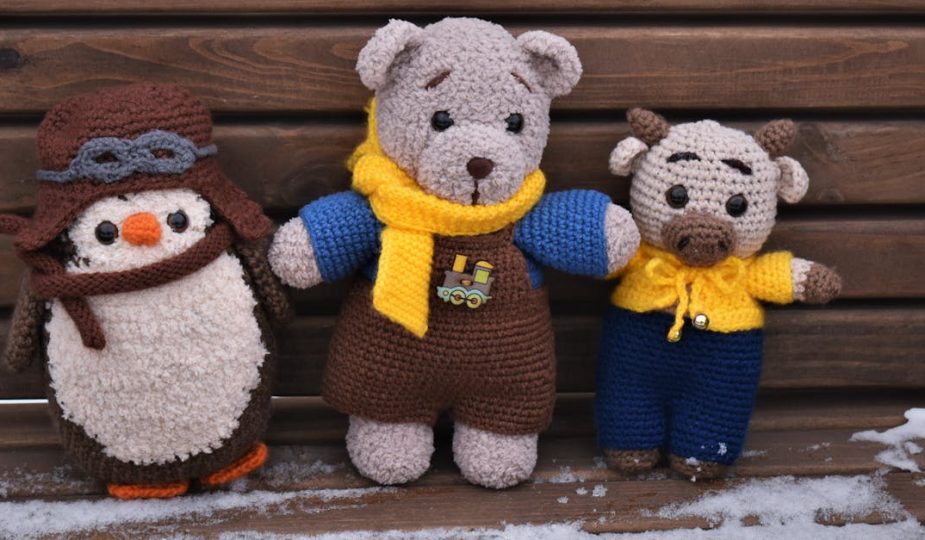 entdecken sie kreative diy-anleitungen für plüschspielzeuge. erstellen sie einzigartige, handgemachte stofffreunde für kinder und erwachsene. lassen sie ihrer fantasie freien lauf!