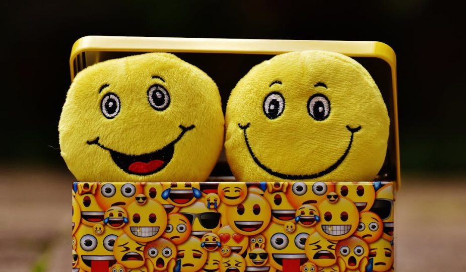 entdecken sie unser weiches und kuscheliges plüschtier, ideal zum spielen und kuscheln. perfekt für kinder jeden alters, bringt es freude und trost in jedes zuhause.