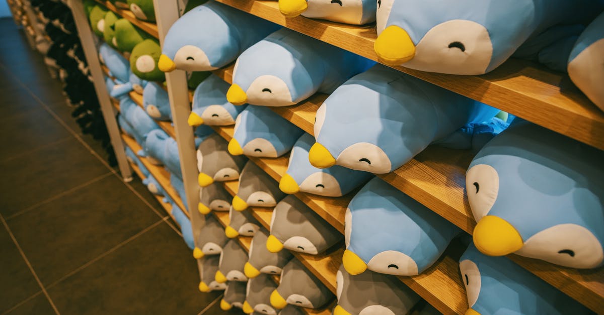 entdecken sie unsere bezaubernde kollektion von plüschspielzeugen, die sowohl weich als auch kuschelig sind. ideal für kinder jeden alters und perfekt zum tollen, spielen und kuscheln!