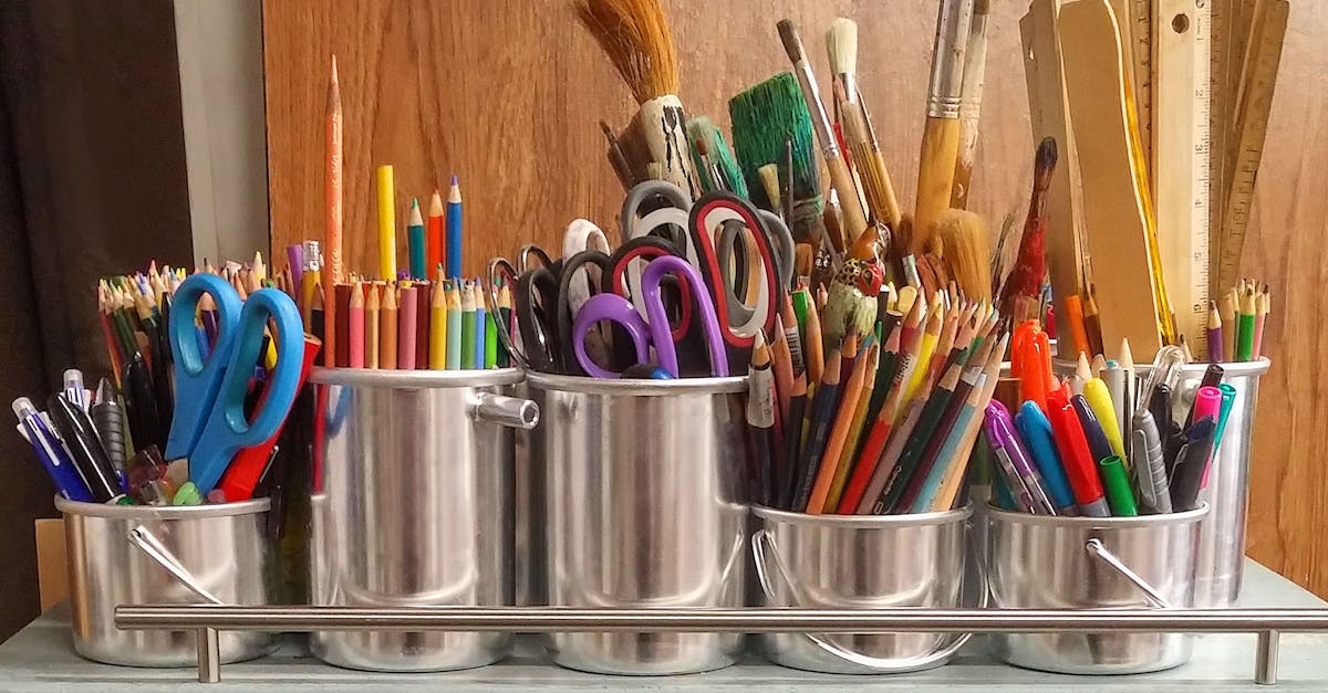 entdecken sie kreative diy-projekte für zuhause! von einfachen bastelideen bis hin zu anspruchsvolleren renovierungsarbeiten - lassen sie ihrer fantasie freien lauf und schaffen sie einzigartige deko-elemente und handgemachte geschenke.