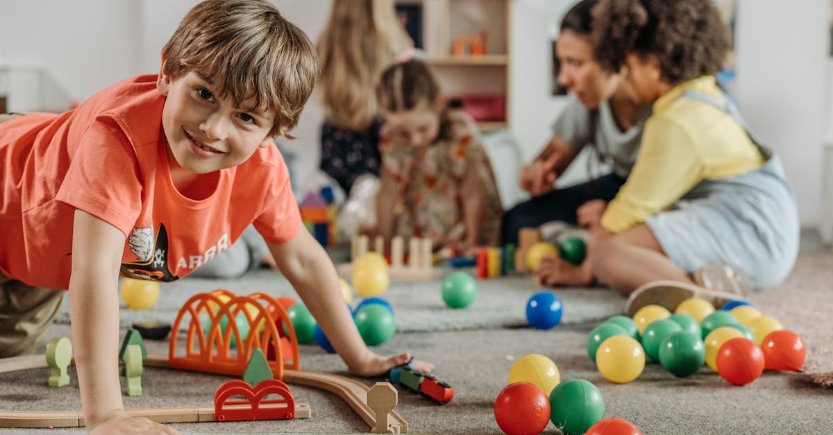 entdecken sie unsere nachhaltigen, recycelten spielzeuge – umweltfreundlich, sicher und kreativ. perfekt für kleine entdecker, die spaß haben und gleichzeitig die erde schützen wollen.