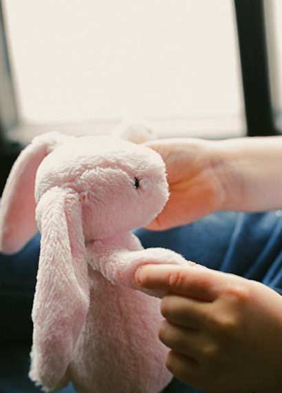erfahren sie, wie sie ihre stofftiere richtig pflegen und in einwandfreiem zustand halten können. tipps zur reinigung, aufbewahrung und wiederherstellung ihrer geliebten begleiter.