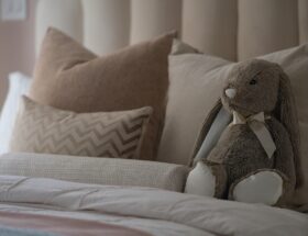 entdecken sie unsere diy plüschspielzeug-anleitung – gestalten sie ihre eigenen kuscheligen freunde einfach und kreativ zu hause!