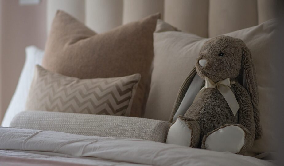 personalisierbares pl&uuml;schtier: einzigartiges kuscheltier, das mit ihrem namen oder speziellen details individuell gestaltet wird &ndash; perfektes geschenk f&uuml;r kinder und liebhaber von pl&uuml;schtieren.