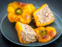 leckerer und vielseitiger stuffing-rezept f&uuml;r festliche anl&auml;sse. perfekte mischung aus kr&auml;utern, brot und gew&uuml;rzen f&uuml;r ein unvergessliches geschmackserlebnis.